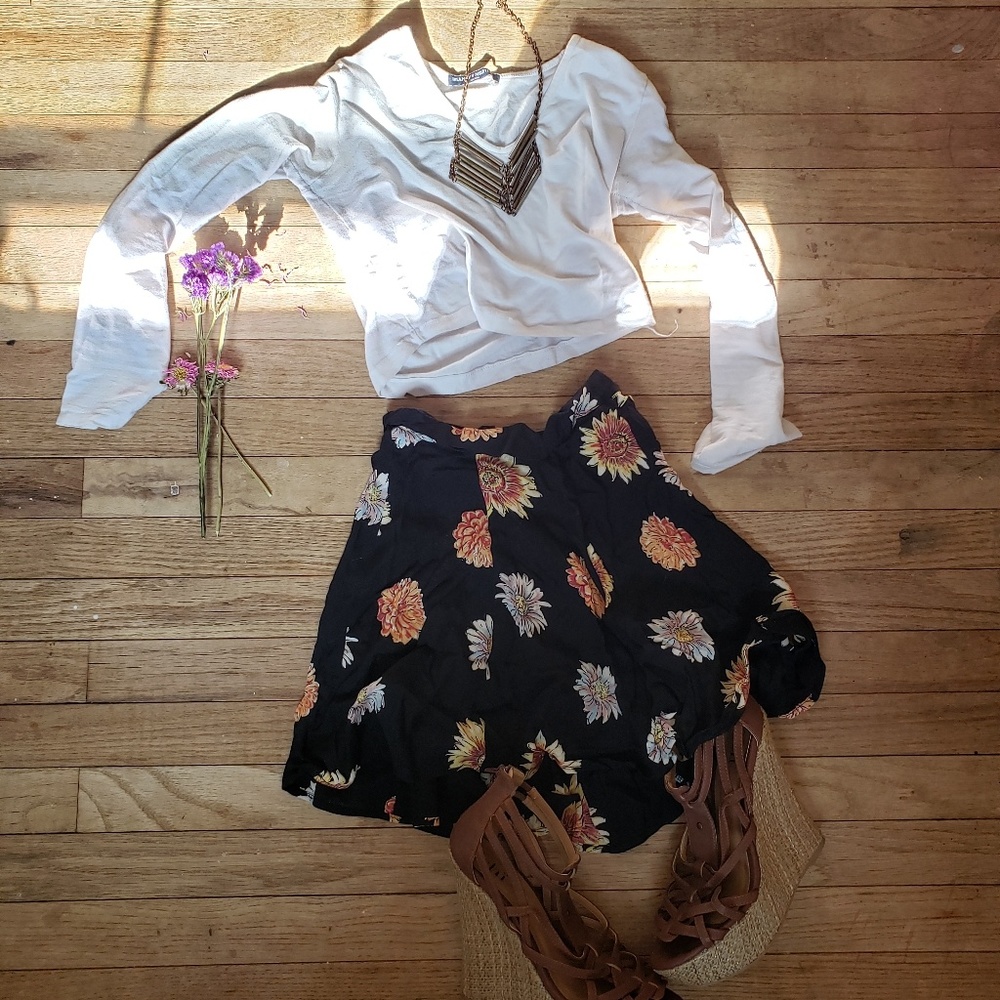 B♡M Glenna Skirt - Picture 2 of 6